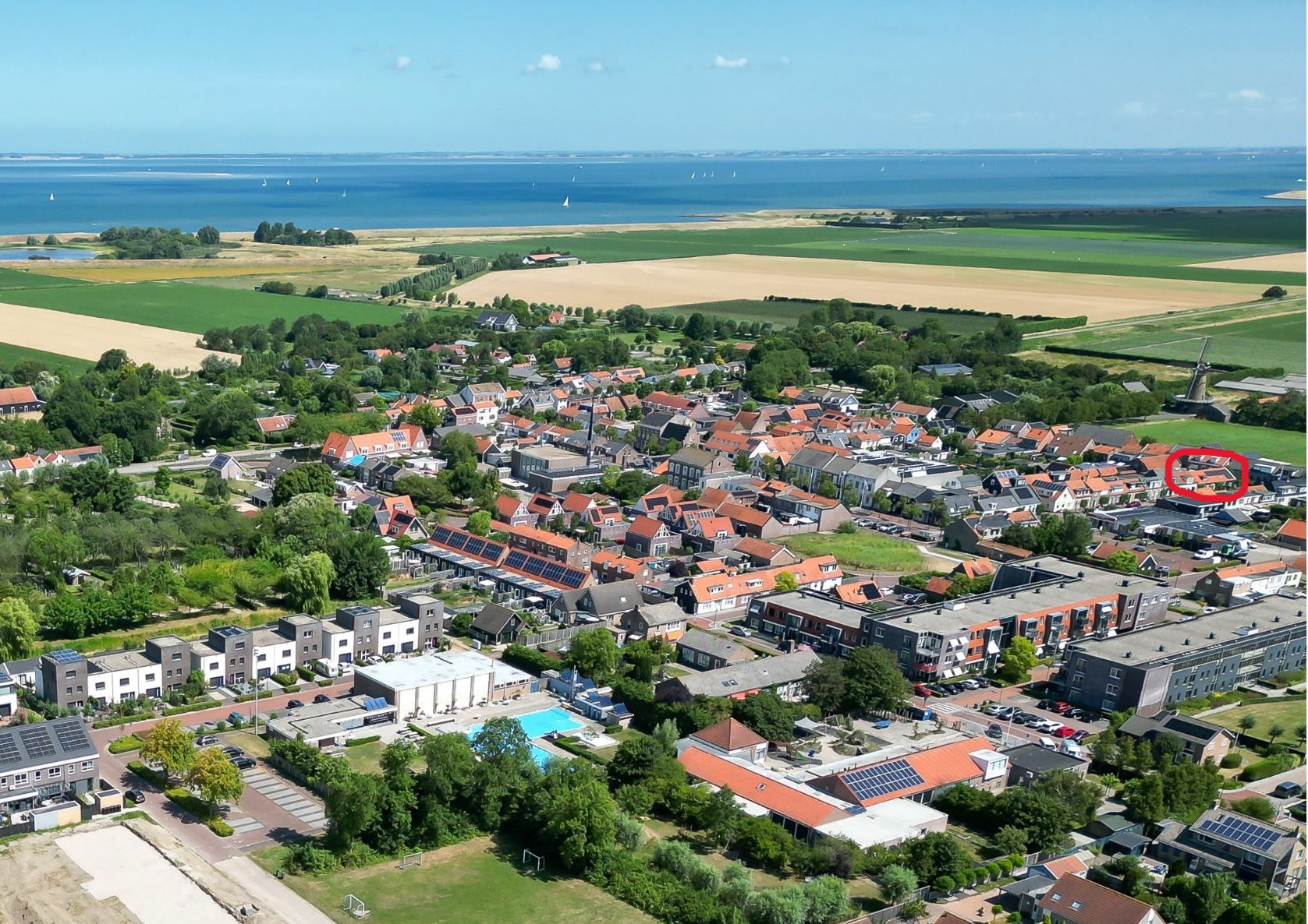 Wissenkerke par le haut avec maison de vacances Wisske et l'Escaut Oriental